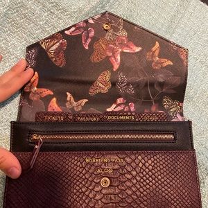 NEW! Aldo travel wallet